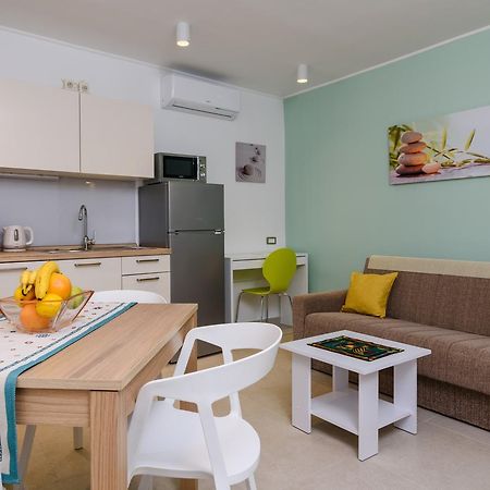 Apartmani Marko I Ana Marina  Exterior foto