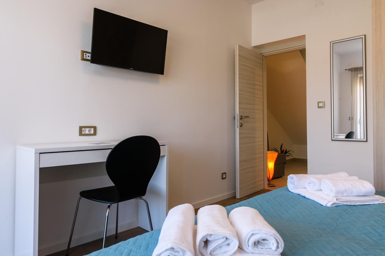 Apartmani Marko I Ana Marina  Exterior foto