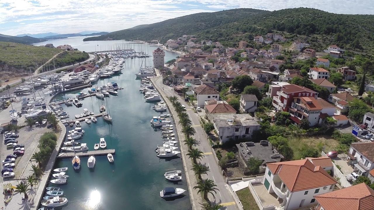 Apartmani Marko I Ana Marina  Exterior foto